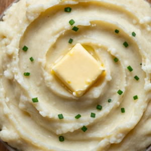 mashed potatoes with chives and butter